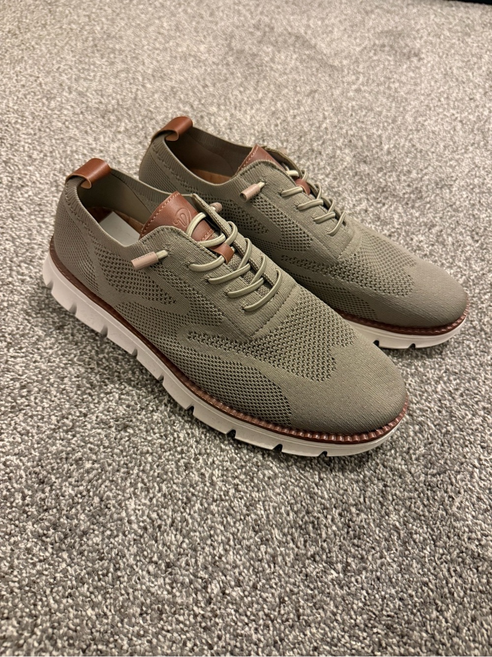 Men's Olive Knit Derby Shoes with Brown Leather Accents